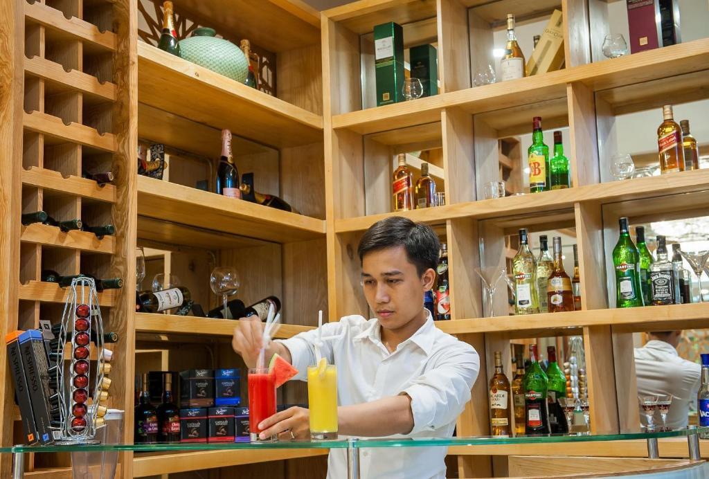 Tam Hotel Hanoi Bagian luar foto