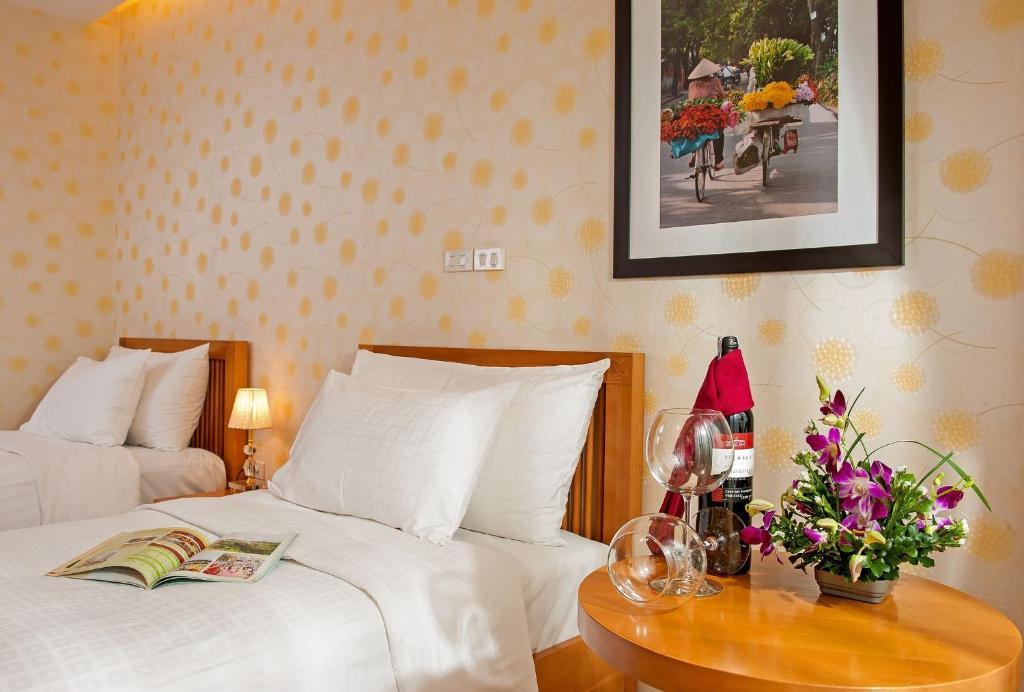 Tam Hotel Hanoi Bagian luar foto
